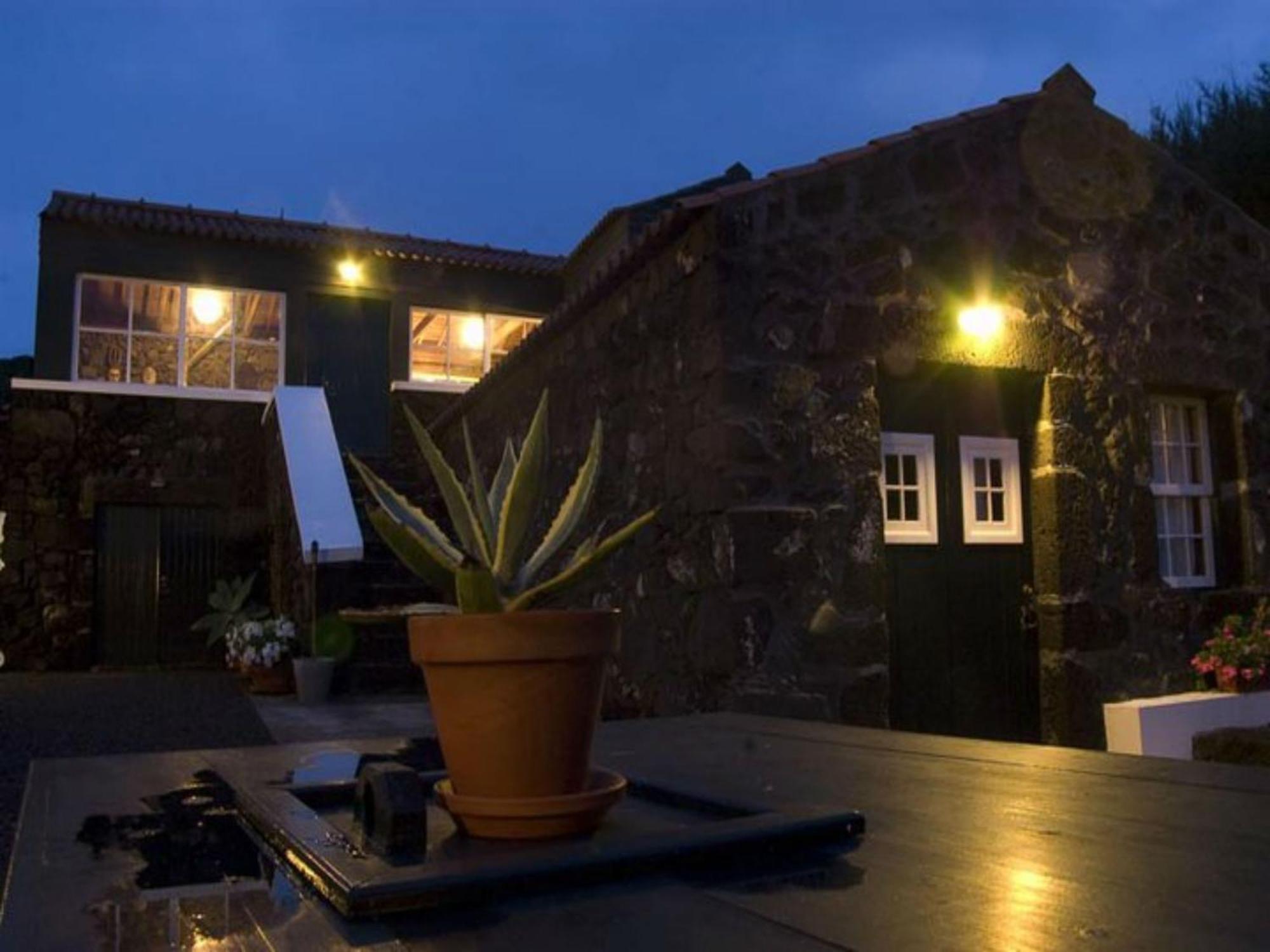 Pocinhobay Bed & Breakfast Madalena  Exterior photo